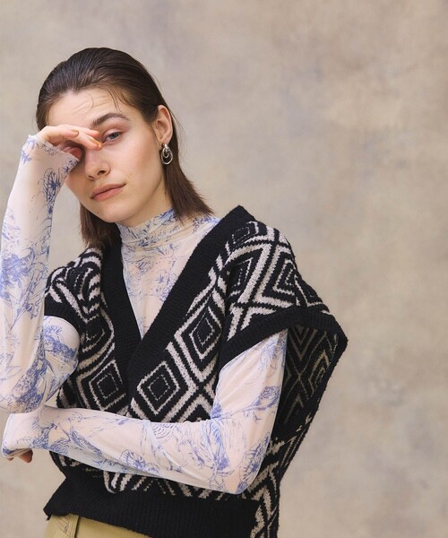 PUBLIC TOKYO（パブリックトウキョウ）の「ダイヤブークレベスト（ベスト・レディース・ブラウン/アイボリー・FREE）」の6枚目の写真