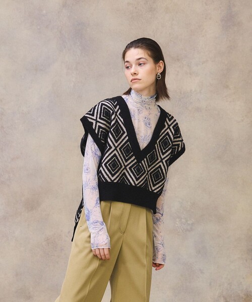 PUBLIC TOKYO（パブリックトウキョウ）の「ダイヤブークレベスト（ベスト・レディース・ブラウン/アイボリー・FREE）」の10枚目の写真