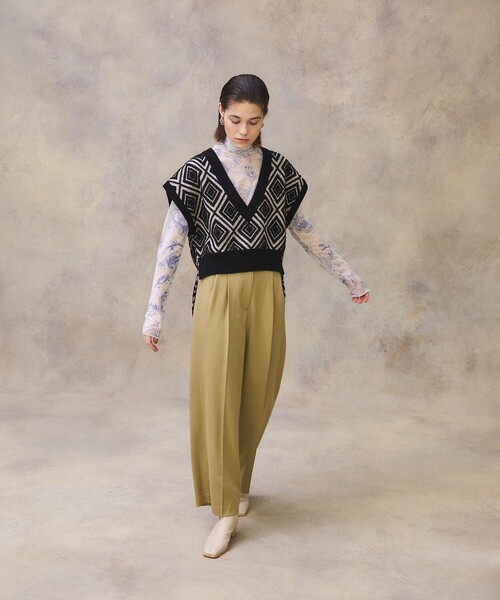 PUBLIC TOKYO（パブリックトウキョウ）の「ダイヤブークレベスト（ベスト・レディース・ブラウン/アイボリー・FREE）」の3枚目の写真