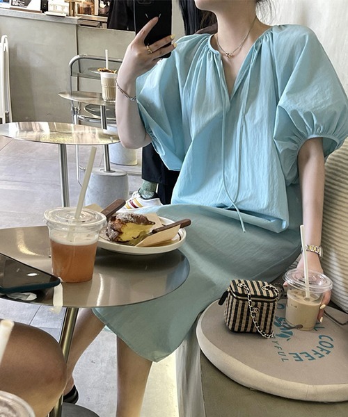 セール バブルスリーブ スモックワンピース ワンピース A Lot Of Love ア ロット オブ ラブ のファッション通販 Zozotown