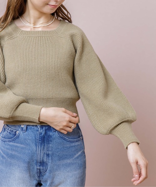 flower（フラワー）の「コンパクトスクエアニット（ニット/セーター・レディース・ホワイト/カーキ・FREE）」の4枚目の写真