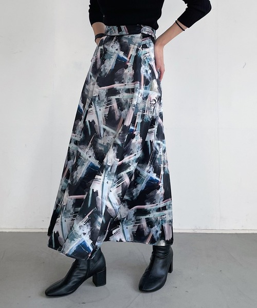 PAGEBOY（ページボーイ）の「キャンバスアートフレアスカート（スカート・レディース・ブラック系その他/ホワイト系その他・FREE）」の16枚目の写真