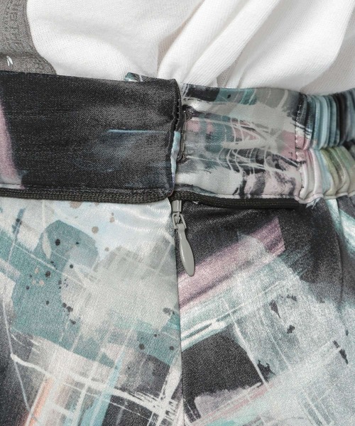 PAGEBOY（ページボーイ）の「キャンバスアートフレアスカート（スカート・レディース・ブラック系その他/ホワイト系その他・FREE）」の11枚目の写真