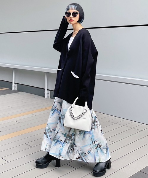 PAGEBOY（ページボーイ）の「キャンバスアートフレアスカート（スカート・レディース・ブラック系その他/ホワイト系その他・FREE）」の21枚目の写真