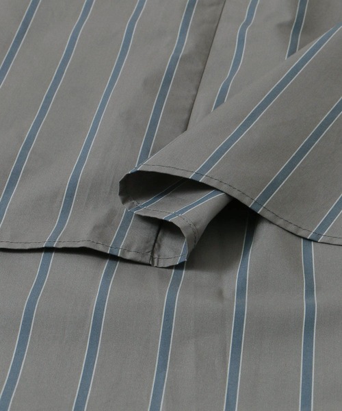 URBAN RESEARCH DOORS(アーバンリサーチドアーズ)の「ストライプシャツワンピース(ワンピース・レディース・ベージュ/チャコールグレー・ONE)」の7枚目の写真