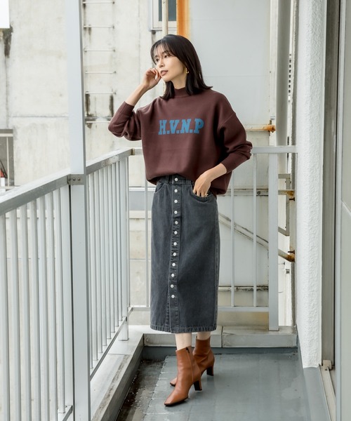 RIVE DROITE(リヴドロワ)の「大人の女性を美しく見せる フロントボタンデニムスカート(デニムスカート・レディース・ブラック/ブルー・38/36)」の6枚目の写真