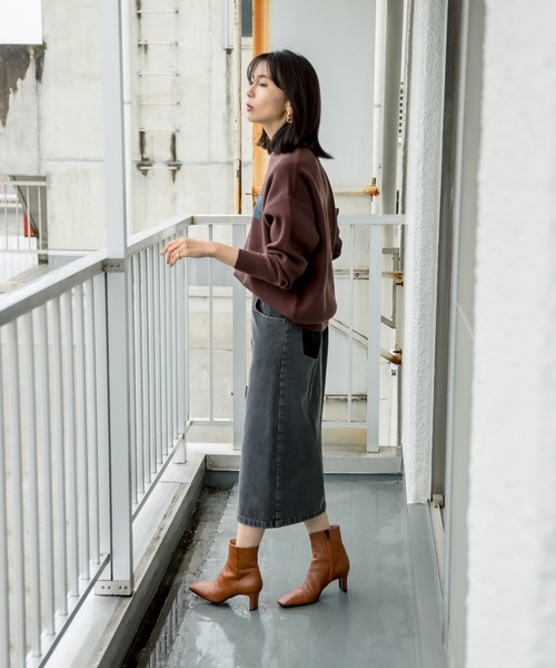 RIVE DROITE(リヴドロワ)の「大人の女性を美しく見せる フロントボタンデニムスカート(デニムスカート・レディース・ブラック/ブルー・38/36)」の21枚目の写真