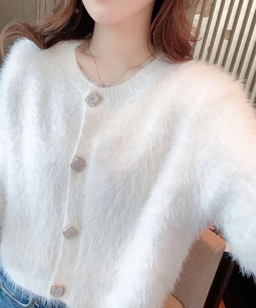 meJane(ミージェーン)の「フロントビジューボタンシャギーニットカーディガン【ZOZOTOWN限定】(カーディガン/ボレロ・レディース・ホワイト/ブラック/ブラウン/ダークブルー・FREE)」の6枚目の写真