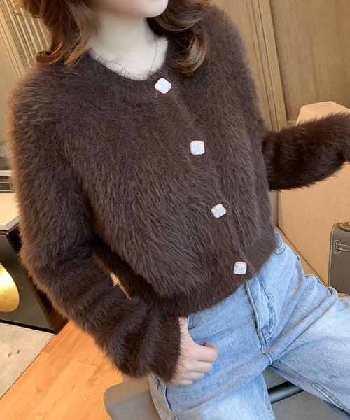 meJane(ミージェーン)の「フロントビジューボタンシャギーニットカーディガン【ZOZOTOWN限定】(カーディガン/ボレロ・レディース・ホワイト/ブラック/ブラウン/ダークブルー・FREE)」の12枚目の写真