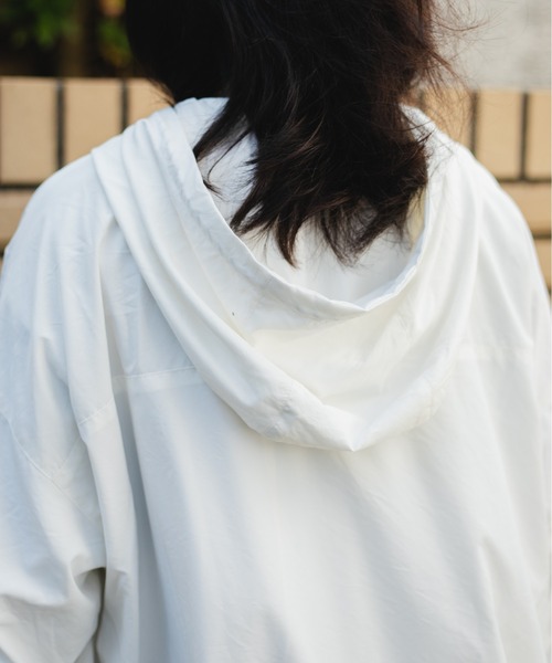 BROKEN BASE（ブロークンベース）の「ハーフジップナイロンアノラックパーカー（ブルゾン・メンズ・ホワイト/グリーン/オレンジ・MEDIUM/LARGE）」の8枚目の写真