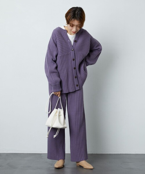 FREAK'S STORE（フリークスストア）の「▽【WEB限定】リブニットカーデガンセットアップ(ニット・リブパンツ)（ニット/セーター・レディース・ナチュラル/ネイビー/ブラック/オリーブ/パープル・SMALL/MEDIUM）」の5枚目の写真