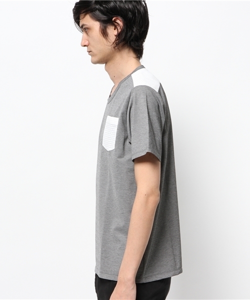 MIDWEST（ミッドウエスト）の「ANREALAGE クルーカットアウトラストT-シャツ（Tシャツ/カットソー・メンズ・ブラック/ホワイト・LARGE/MEDIUM）」の11枚目の写真