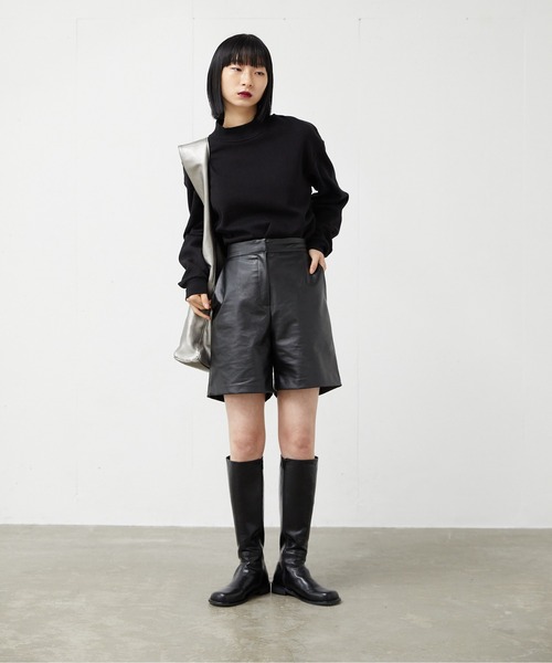 FEKETE（フェケテ）の「FEKETE ROUND TOE LONG BOOTS（ブーツ・レディース・ブラック/アイボリー・23.0cm/24.0cm/25.0cm）」の16枚目の写真