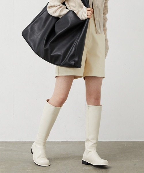 FEKETE（フェケテ）の「FEKETE ROUND TOE LONG BOOTS（ブーツ・レディース・ブラック/アイボリー・23.0cm/24.0cm/25.0cm）」の14枚目の写真