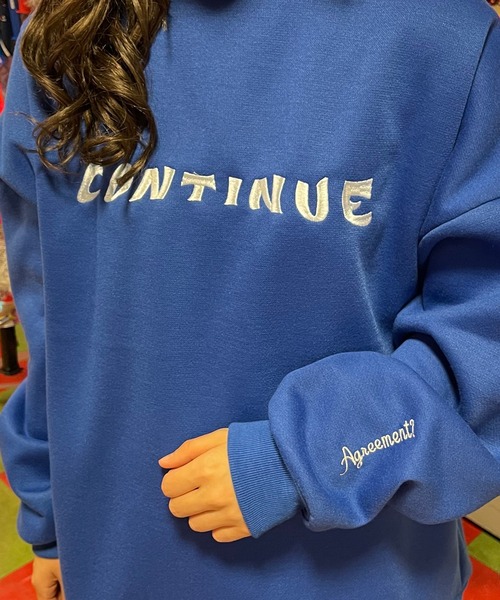 PairPair(ペアペア)の「アソート柄スウェットプルオーバー(ユニセックス)(スウェット・レディース・ダークグリーン/ベージュ/ブルー・フリー)」の6枚目の写真