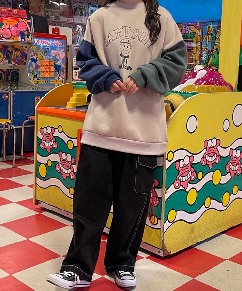 PairPair(ペアペア)の「アソート柄スウェットプルオーバー(ユニセックス)(スウェット・レディース・ダークグリーン/ベージュ/ブルー・フリー)」の14枚目の写真