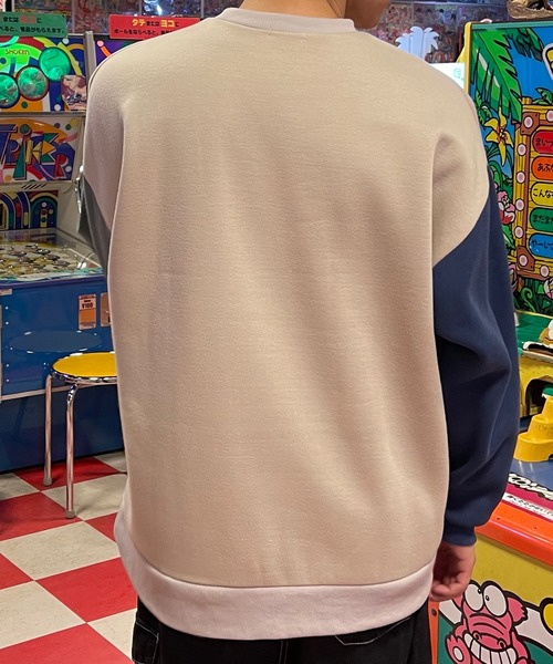 PairPair(ペアペア)の「アソート柄スウェットプルオーバー(ユニセックス)(スウェット・レディース・ダークグリーン/ベージュ/ブルー・フリー)」の4枚目の写真