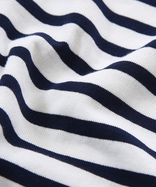 marka（マーカ）の「marka / マーカ：BASQUE SHIRT L/S - ORGANIC COTTON KNIT PANEL BORDER -：M22A-04CS01C[COR]（Tシャツ/カットソー・メンズ・ホワイト系その他/ブラック系その他/ホワイト×ネイビー・1/2/3）」の17枚目の写真