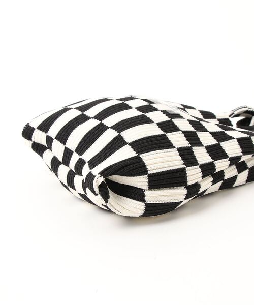 LASTFRAME(ラストフレーム)の「【LASTFRAME(ラストフレーム)】イチマツマーケットバッグミニ/ニットバッグ(ショルダーバッグ・レディース・ブラック/ダークブラウン/ピンク/グリーン・FREE)」の7枚目の写真