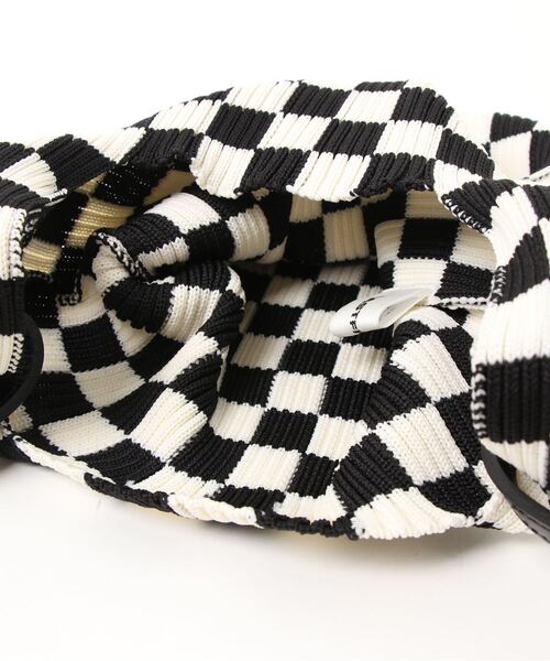 LASTFRAME(ラストフレーム)の「【LASTFRAME(ラストフレーム)】イチマツマーケットバッグミニ/ニットバッグ(ショルダーバッグ・レディース・ブラック/ダークブラウン/ピンク/グリーン・FREE)」の6枚目の写真