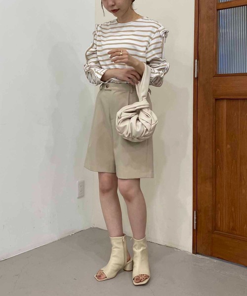 CAPRICIEUX LE'MAGE(カプリシューレマージュ)の「ボーダーフリル袖Tシャツ(Tシャツ/カットソー・レディース・ブラック/ベージュ/ブルー・FREE)」の20枚目の写真