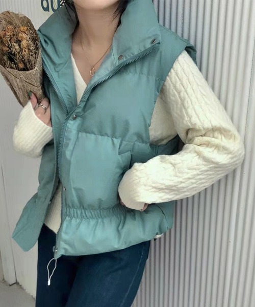 me+em select（ミームセレクト）の「※※【 ５color 】ハイネックヘムギャザーエコダウンベスト（ベスト・レディース・ベージュ/ブラック/ブルー/ホワイト/グリーン・FREE）」の5枚目の写真