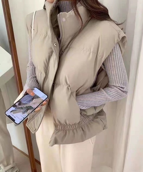 me+em select（ミームセレクト）の「※※【 ５color 】ハイネックヘムギャザーエコダウンベスト（ベスト・レディース・ベージュ/ブラック/ブルー/ホワイト/グリーン・FREE）」の20枚目の写真