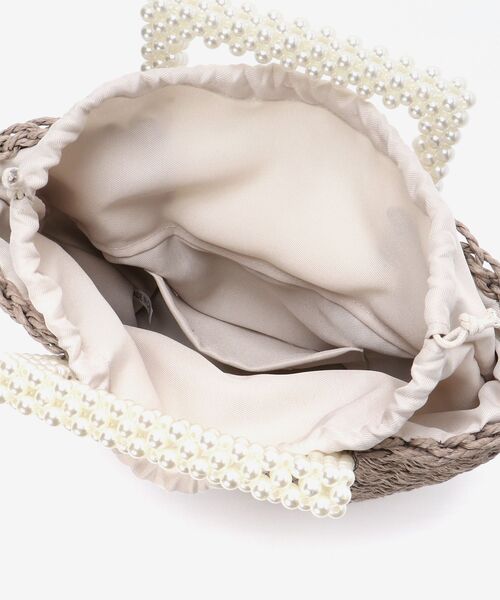 MAJESTIC LEGON（マジェスティックレゴン）の「パールハンドルかごbag（かごバッグ・レディース・アイボリー/グレイッシュベージュ・FREE）」の10枚目の写真