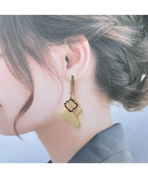 tone(トーン)の「【-lensa-】オーロラチャームのシンプルピアス(MA)(ピアス(両耳用)・レディース・その他・FREE)」の7枚目の写真