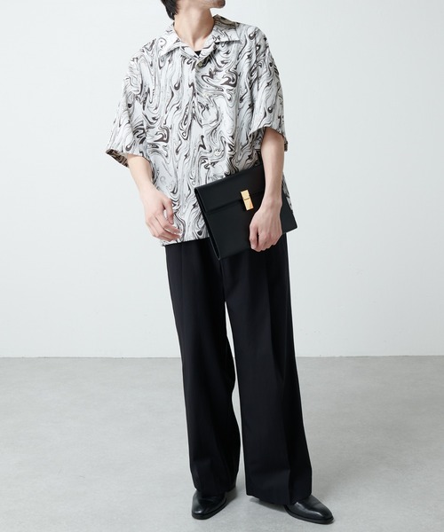 Lui's（ルイス）の「ハイツイストワイドストレートパンツ（スラックス・メンズ・ブラック/パープル/オフホワイト・SMALL/MEDIUM）」の21枚目の写真