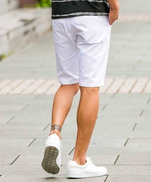 JILL BLAZE（ジルブレイズ）の「コットンツイル スマートシルエット カラーショーツ（チノパンツ・メンズ・ホワイト/チャコールグレー/ブラック/ベージュ/ネイビー/レッド/オリーブ/サックスブルー/オレンジ/キナリ/ライトピンク/マスタード/ライトイエロー/グリーン/ミント・LL/M/L）」の17枚目の写真