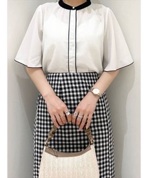 バイカラーブラウス