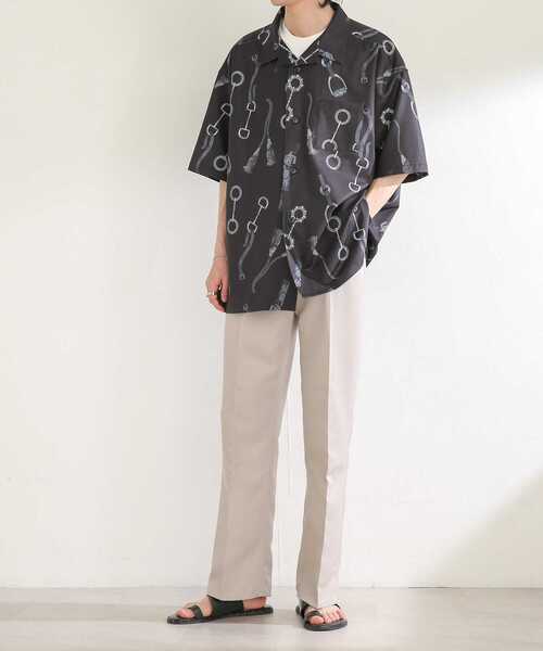 SENSE OF PLACE by URBAN RESEARCH（センスオブプレイスバイアーバンリサーチ）の「フェイクレザースタッズトングサンダル（サンダル・メンズ・ブラック/グリーン・LARGE/MEDIUM）」の5枚目の写真