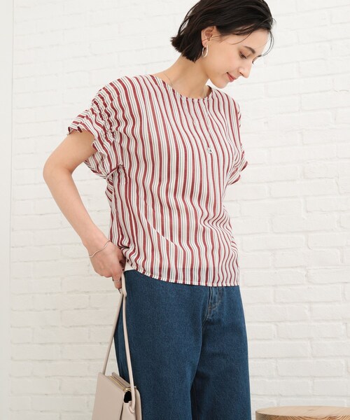 SHOO・LA・RUE（シューラルー）の「◆袖フリルVネックブラウス（シャツ/ブラウス・レディース・ダークグリーン系2/ネイビー系2/レッド系4・02/03）」の19枚目の写真