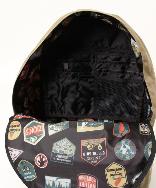 KELTY（ケルティ）の「【KELTY/ケルティ】70周年記念ワイドデイパック/70TH ANNIVERSARY WIDE DAYPACK（バックパック/リュック・メンズ・ブラック/セージグリーン/タン/カーキブラウン/オリーブドラブ・FREE）」の13枚目の写真