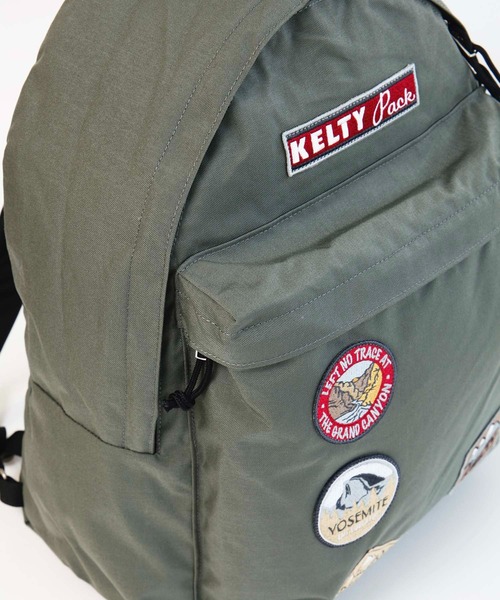 KELTY（ケルティ）の「【KELTY/ケルティ】70周年記念ワイドデイパック/70TH ANNIVERSARY WIDE DAYPACK（バックパック/リュック・メンズ・ブラック/セージグリーン/タン/カーキブラウン/オリーブドラブ・FREE）」の12枚目の写真