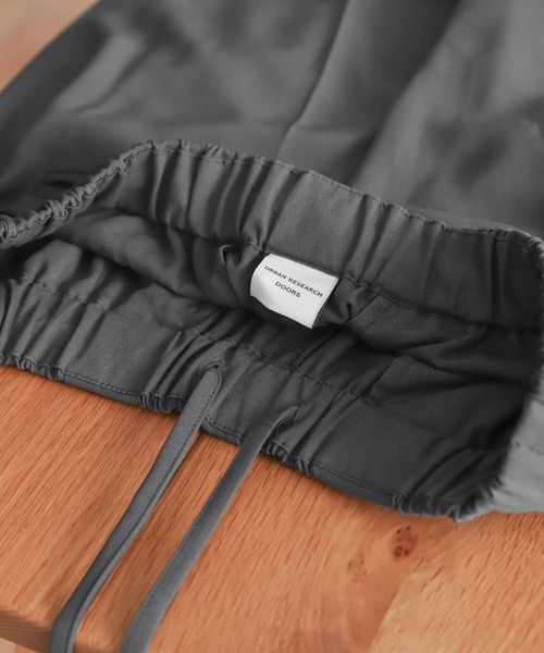 URBAN RESEARCH DOORS（アーバンリサーチドアーズ）の「ライトダブルクロスイージーパンツ（その他パンツ・レディース・チャコールグレー/オレンジ・SMALL/MEDIUM）」の11枚目の写真
