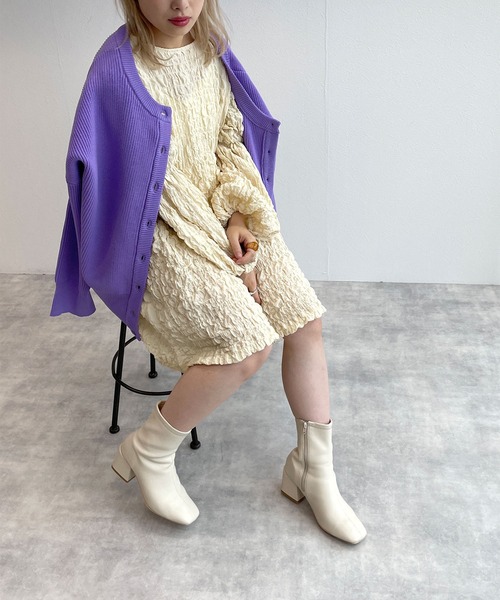 w closet(ダブルクローゼット)の「シャーリングパプスリーブチュニック(チュニック・レディース・ブラック/アイボリー/ラベンダー・FREE)」の19枚目の写真