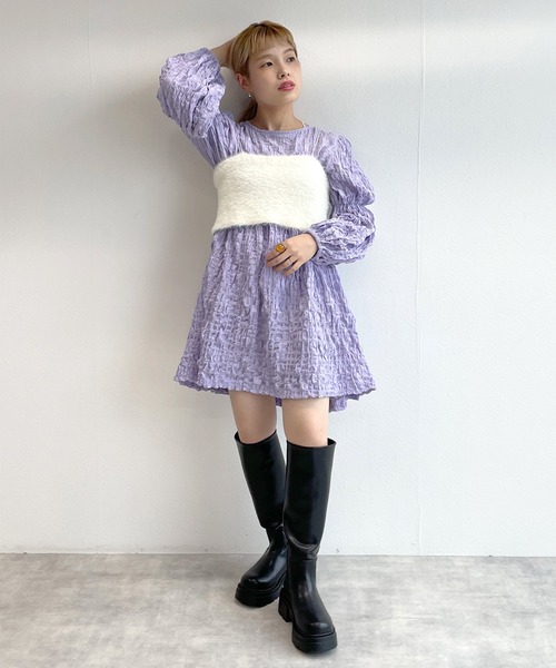 w closet(ダブルクローゼット)の「シャーリングパプスリーブチュニック(チュニック・レディース・ブラック/アイボリー/ラベンダー・FREE)」の4枚目の写真