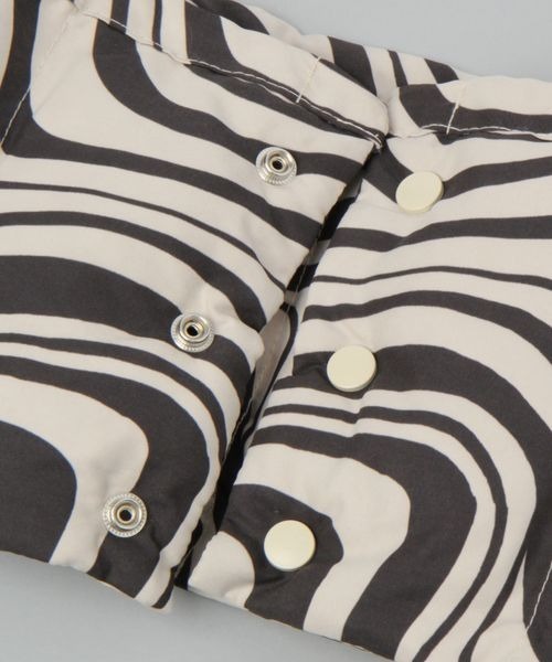 JEANASIS（ジーナシス）の「ダウンフウスヌード/352685（ネックウォーマー/スヌード・レディース・パープル/ホワイト系その他・FREE）」の6枚目の写真