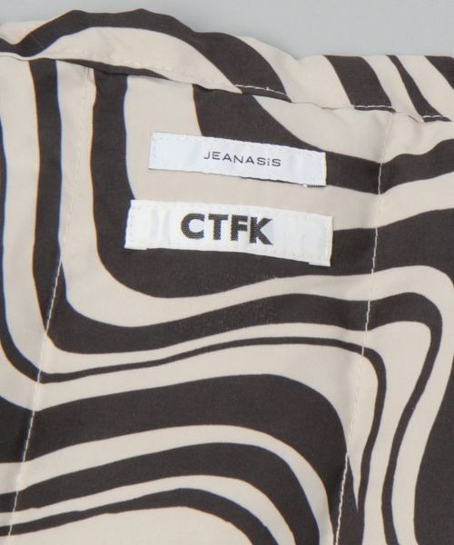 JEANASIS（ジーナシス）の「ダウンフウスヌード/352685（ネックウォーマー/スヌード・レディース・パープル/ホワイト系その他・FREE）」の3枚目の写真