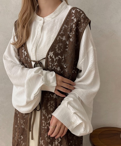 apres jour clair（アプレジュールクレア）の「【apres jour clair】袖ボリュームバンドカラーシャツ【ZOZOTOWN限定アイテム】（シャツ/ブラウス・レディース・アイボリー/ブラウン系その他/オフホワイト/ベージュ・フリー/X-LARGE）」の11枚目の写真