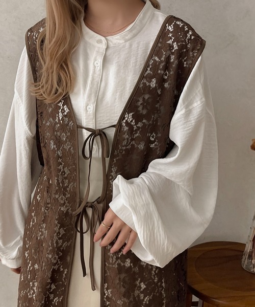 apres jour clair（アプレジュールクレア）の「【apres jour clair】袖ボリュームバンドカラーシャツ【ZOZOTOWN限定アイテム】（シャツ/ブラウス・レディース・アイボリー/ブラウン系その他/オフホワイト/ベージュ・フリー/X-LARGE）」の8枚目の写真