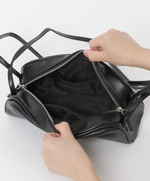 KBF（ケイビーエフ）の「ロングショルダーソフトBAG（ショルダーバッグ・レディース・ブラック/オフホワイト・ONE）」の12枚目の写真