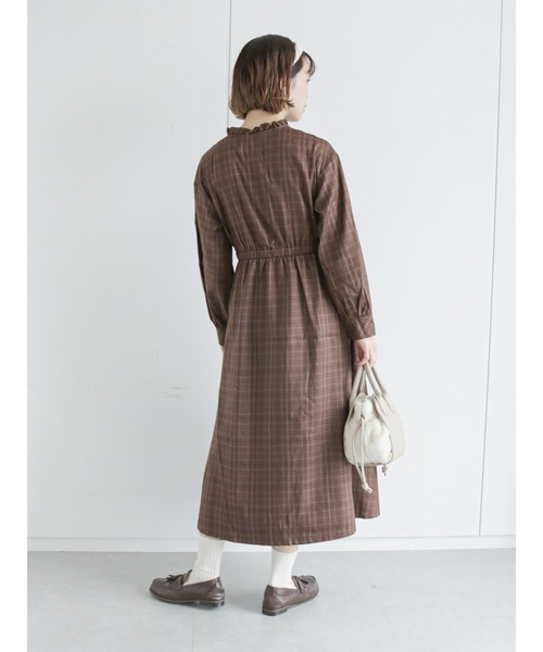 ehka sopo（エヘカソポ）の「フリル襟チェックワンピース（ワンピース・レディース・ブラック/ブラウン/グリーン・ﾌﾘ-）」の12枚目の写真