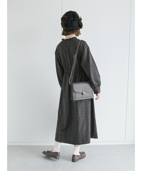 ehka sopo（エヘカソポ）の「フリル襟チェックワンピース（ワンピース・レディース・ブラック/ブラウン/グリーン・ﾌﾘ-）」の20枚目の写真