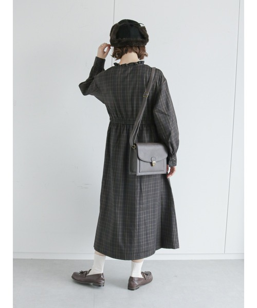 ehka sopo（エヘカソポ）の「フリル襟チェックワンピース（ワンピース・レディース・ブラック/ブラウン/グリーン・ﾌﾘ-）」の14枚目の写真