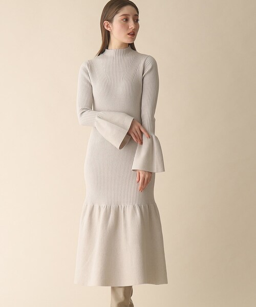 OPAQUE.CLIP（オペークドットクリップ）の「◆フレアデザインリブニットワンピース（ワンピース・レディース・ブラック/ライトオレンジ系/グレー・36/38）」の3枚目の写真