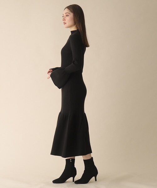 OPAQUE.CLIP（オペークドットクリップ）の「◆フレアデザインリブニットワンピース（ワンピース・レディース・ブラック/ライトオレンジ系/グレー・36/38）」の5枚目の写真