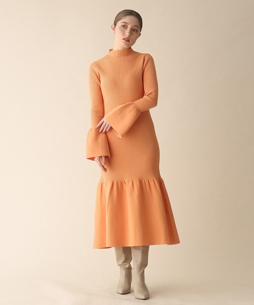 OPAQUE.CLIP（オペークドットクリップ）の「◆フレアデザインリブニットワンピース（ワンピース・レディース・ブラック/ライトオレンジ系/グレー・36/38）」の13枚目の写真